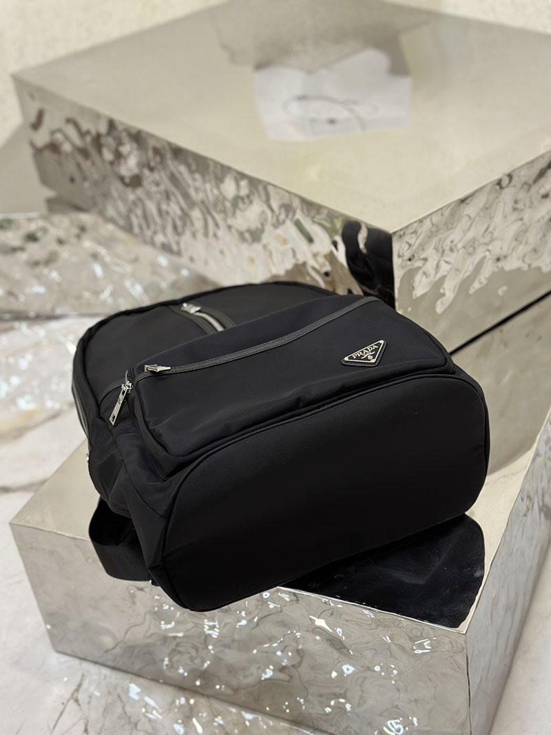 プラダ アウトレット PRADA ュックサック バックパック ナイロン 2VZ034_2DMG_F0002_V_OOO ブラック H品 プラダ リュック 旅行用 メンズ - 画像 (3)