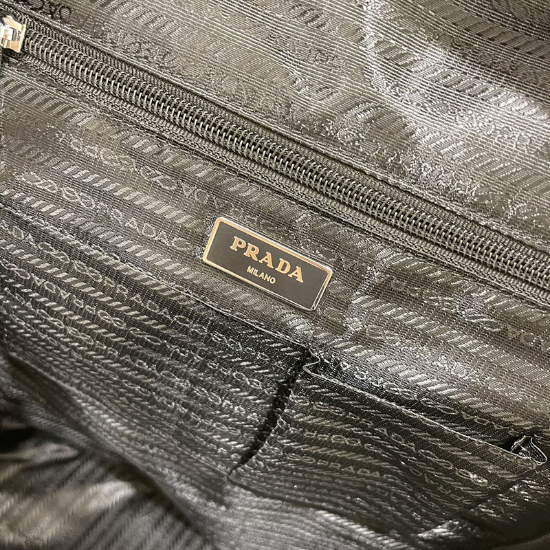 プラダ アウトレット PRADA ュックサック バックパック ナイロン 2VZ034_2DMG_F0002_V_OOO ブラック H品 プラダ リュック 旅行用 メンズ - 画像 (2)