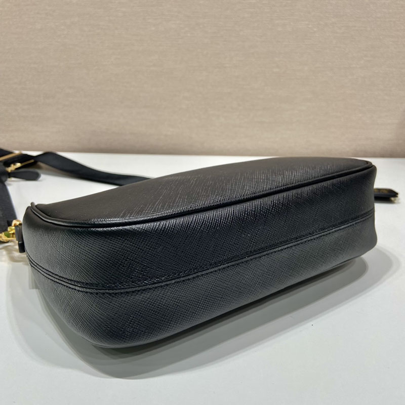 プラダ アウトレット PRADA Re-Edition 2005 サフィアーノレザー バッグ 1BH204_NZV_F0632_V_V2P ブラック H品 プラダ バッグ 人気 - 画像 (5)