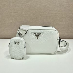 プラダ バッグ アウトレット