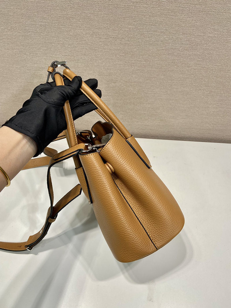 プラダ アウトレット PRADA サフィアーノ ロゴ レザー ハンドバッグ 1BG443_2A4A_F0046 ブラウン H品 プラダ ハンドバッグ アウトレット - 画像 (6)