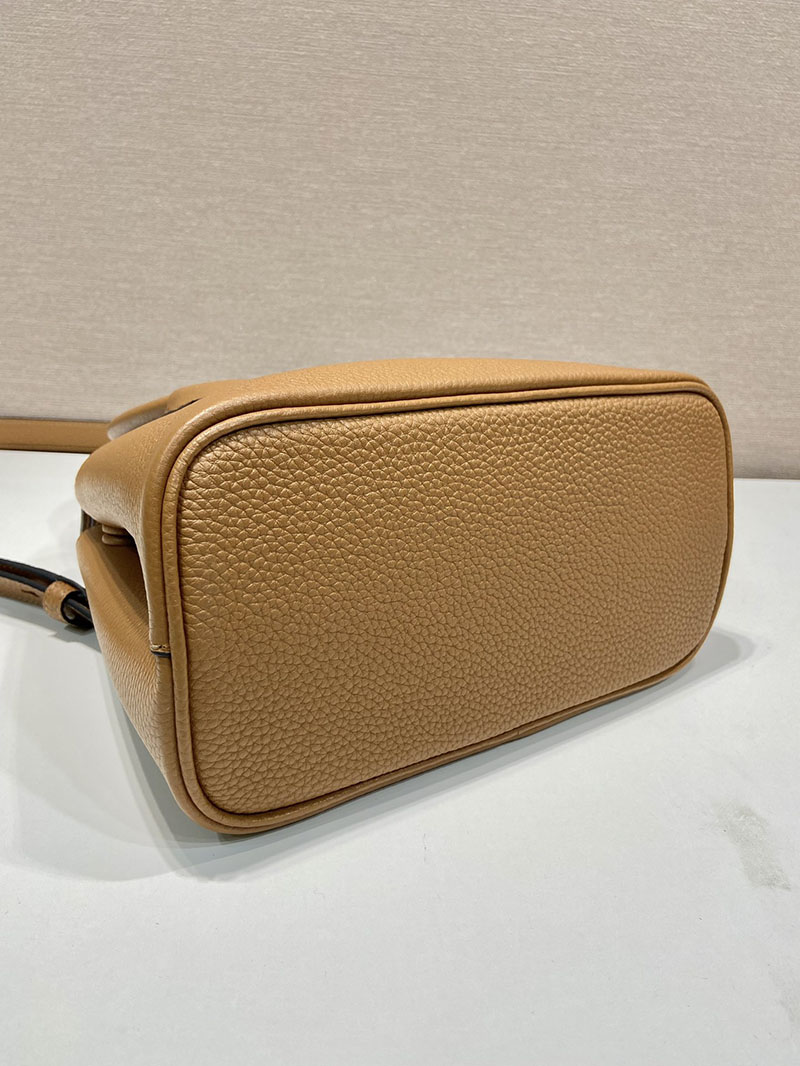 プラダ アウトレット PRADA サフィアーノ ロゴ レザー ハンドバッグ 1BG443_2A4A_F0046 ブラウン H品 プラダ ハンドバッグ アウトレット - 画像 (5)