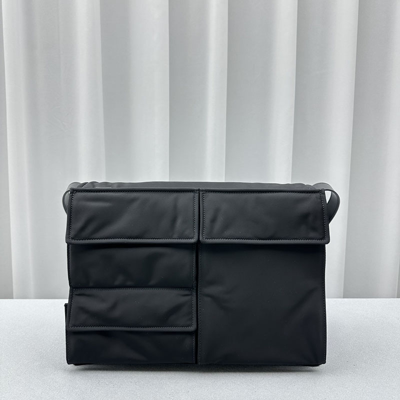 プラダ アウトレット PRADA Re Nylon ラージ パデッド ショルダーバッグ 1BD257_RDLN_F0002_V_OOO ブラック H品 プラダ バッグ アウトレット - 画像 (8)