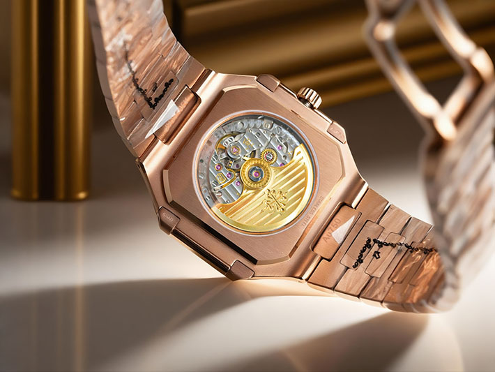 最高級パテックフィリップスーパーコピー PATEK PHILIPPE キュビタス 7128/1G-001 2522781 パテック キュビタス ステンレス - 画像 (3)