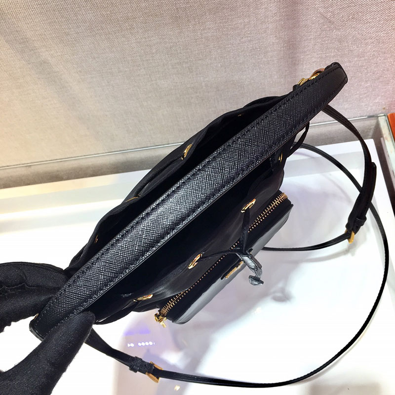 プラダ アウトレット PRADA デュエット Re-Nylon バケットバッグ 1BH1864_RV44_F0007_V_UOP ボルドー H品 プラダ 手提げバッグ - 画像 (7)