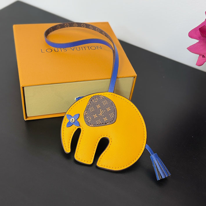 最高級ルイヴィトンスーパーコピー ルイヴィトンキーホルダーコピー バッグチャーム・LV エレファント M02325 オランジュ - 画像 (7)