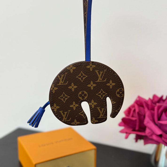 最高級ルイヴィトンスーパーコピー ルイヴィトンキーホルダーコピー バッグチャーム・LV エレファント M02325 オランジュ - 画像 (5)