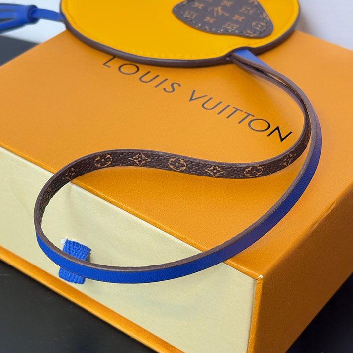 最高級ルイヴィトンスーパーコピー ルイヴィトンキーホルダーコピー バッグチャーム・LV エレファント M02325 オランジュ - 画像 (2)