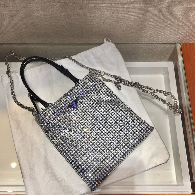プラダ アウトレット PRADA トライアングル 三角ロゴプレート チェーン 1BA253_2AWL_F0T7O クリスタル H品 プラダ 手提げバッグ - 画像 (9)