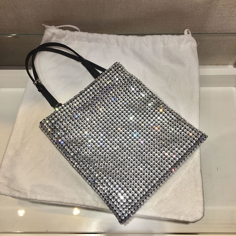 プラダ アウトレット PRADA トライアングル 三角ロゴプレート チェーン 1BA253_2AWL_F0T7O クリスタル H品 プラダ 手提げバッグ - 画像 (8)