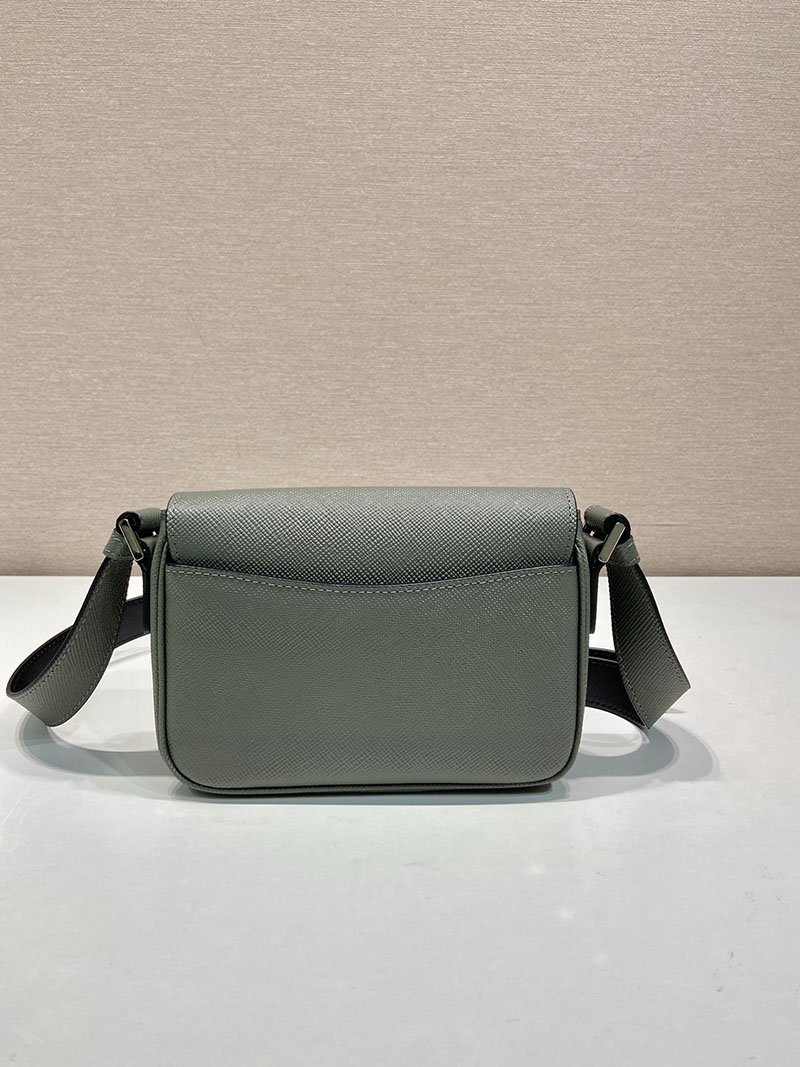 プラダ アウトレット PRADA サフィアーノレザー ショルダーバッグ 2VD059_9Z2_F0092_V_OOO サルビアグリーン H品 プラダ ショルダーバッグ メンズ - 画像 (8)