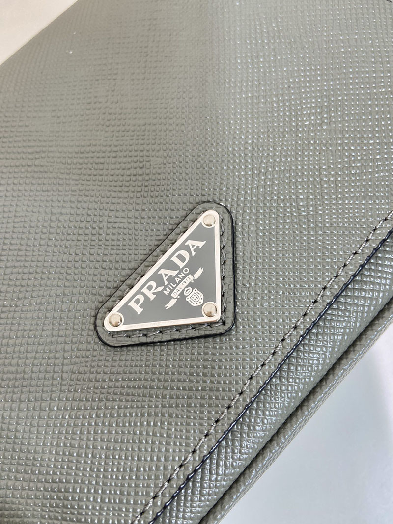 プラダ アウトレット PRADA サフィアーノレザー ショルダーバッグ 2VD059_9Z2_F0092_V_OOO サルビアグリーン H品 プラダ ショルダーバッグ メンズ - 画像 (4)