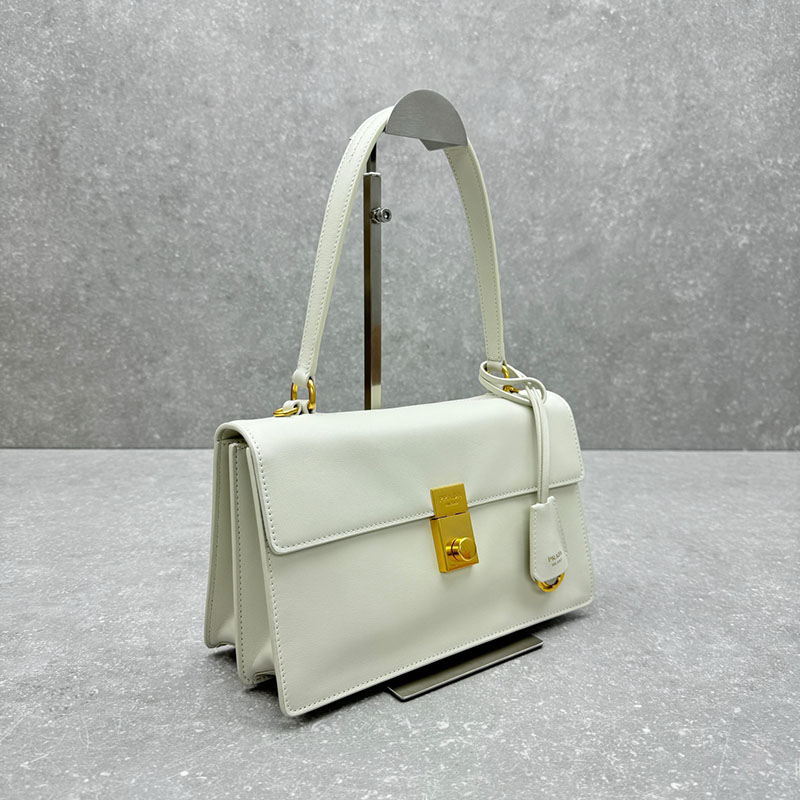 プラダ アウトレット PRADA ソフトサウンド ミディアム レザー ショルダーバッグ 1BN023_2CYS_F0009_V_TOO ホワイト H品 プラダ バッグ 人気 - 画像 (10)
