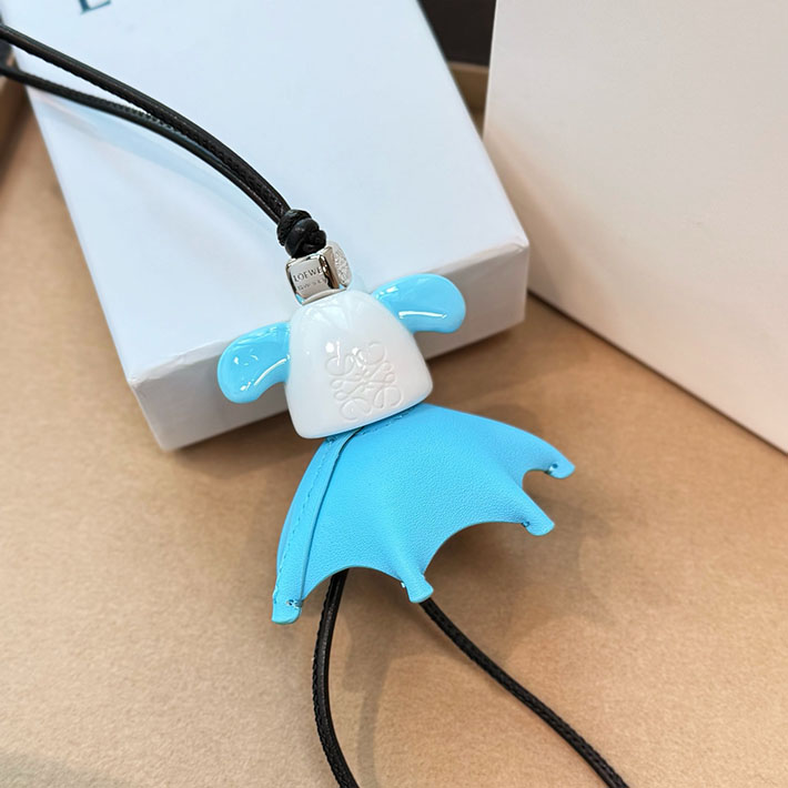 最高級ロエベスーパーコピー ロエベキーホルダーコピー フラッフィ パズ チャーム C621232XNE ロエベ チャーム アウトレット - 画像 (5)