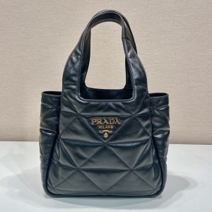 プラダ トートバッグ 公式