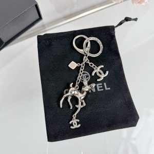 シャネル キーホルダー 公式