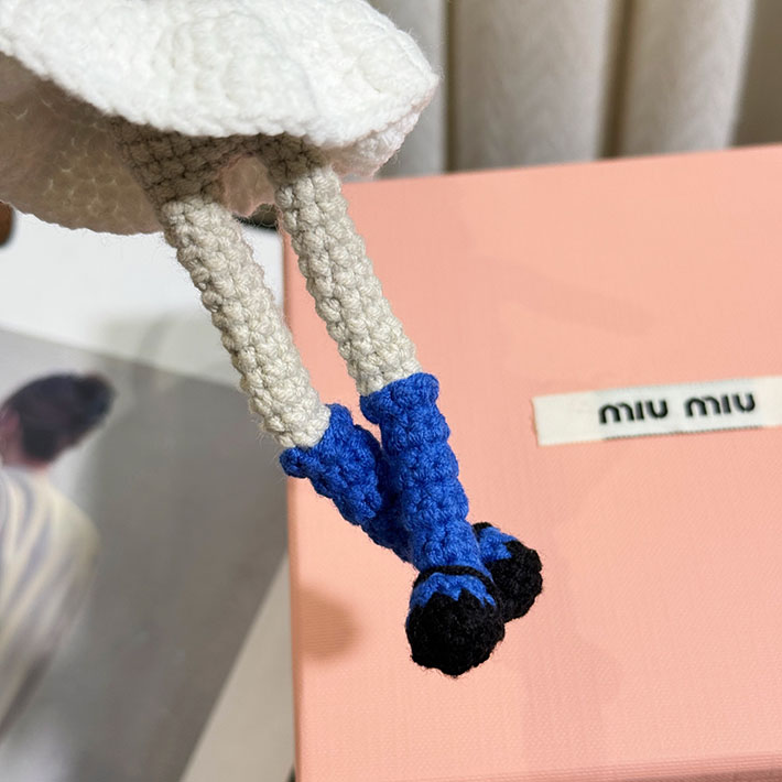 最高級MiuMiuスーパーコピー テクニカルヤーン トリック ミュウミュウ バッグチャーム 5TT216_2CU5_F057L - 画像 (4)