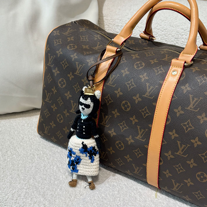 最高級MiuMiuスーパーコピー テクニカルヤーン トリック ミュウミュウ バッグチャーム 5TT215_2CU4_F022X - 画像 (8)
