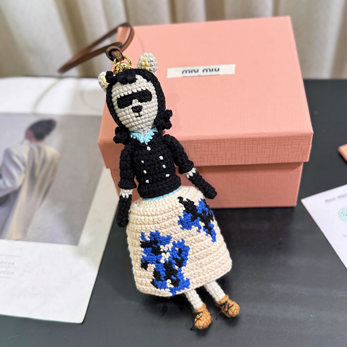最高級MiuMiuスーパーコピー テクニカルヤーン トリック ミュウミュウ バッグチャーム 5TT215_2CU4_F022X - 画像 (7)