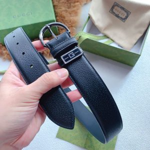 グッチ ベルト ビジネス