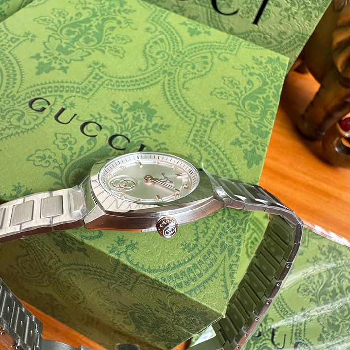 グッチ直営アウトレット店 GUCCI グッチ インターロッキング ウォッチ 29 mm 796857 I16F0 1108 - 画像 (6)