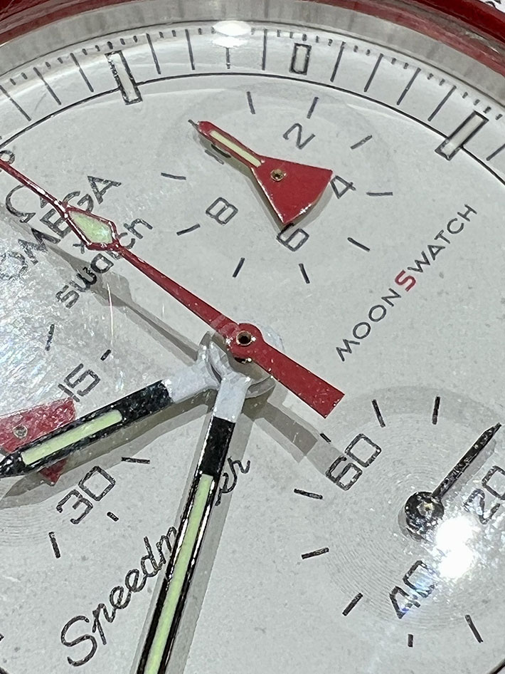 最高級オメガスーパーコピー S033R100 スウォッチコラボ メンズ 腕時計 スピードマスター ミッショントゥマーズ クオーツ - 画像 (5)