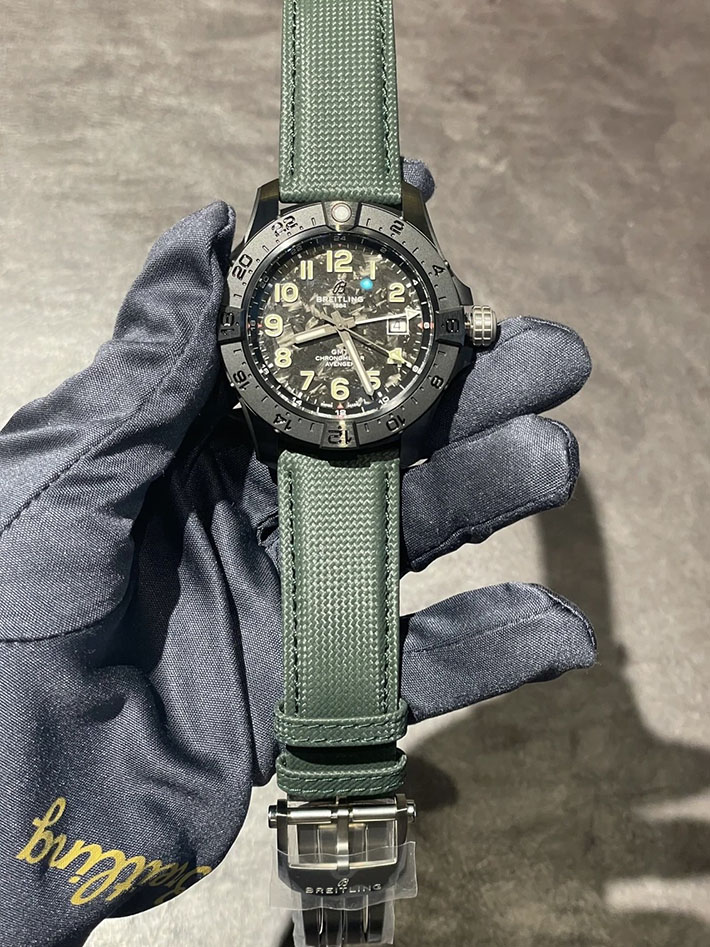 最高級ブライトリングスーパーコピー Breitling アベンジャー オートマチック GMT 44 ナイトミッション S32320101B1X1 - 画像 (7)