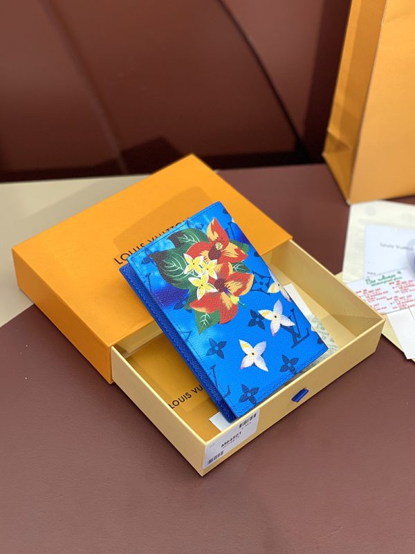 LOUIS VUITTON クーヴェルテュール パスポール NM lv301789 ブライト ブルー 超N品 ヴィトン カードケース 財布代わり - 画像 (9)