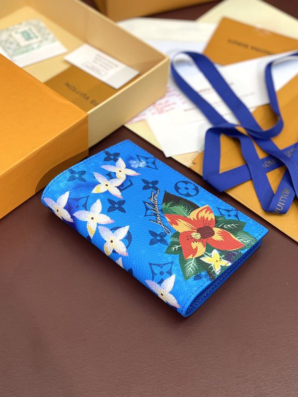 LOUIS VUITTON クーヴェルテュール パスポール NM lv301789 ブライト ブルー 超N品 ヴィトン カードケース 財布代わり - 画像 (8)