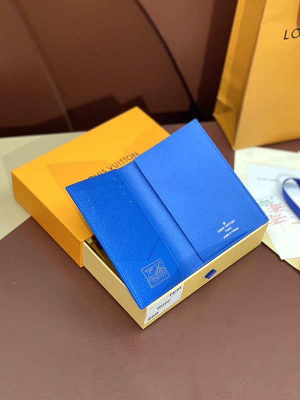 LOUIS VUITTON クーヴェルテュール パスポール NM lv301789 ブライト ブルー 超N品 ヴィトン カードケース 財布代わり - 画像 (7)