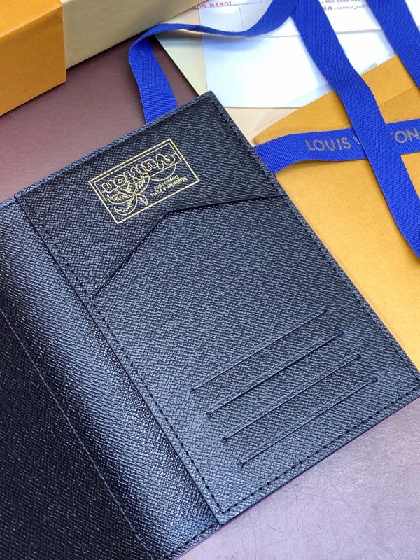 LOUIS VUITTON クーヴェルテュール パスポール NM lv301794 ピンク 超N品 ヴィトン カードケース 財布代わり - 画像 (4)
