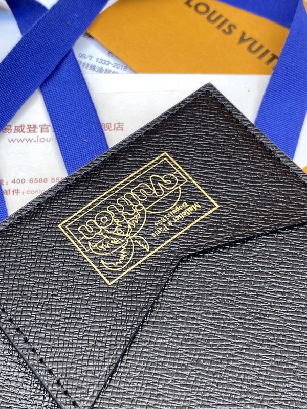 LOUIS VUITTON クーヴェルテュール パスポール NM lv301794 ピンク 超N品 ヴィトン カードケース 財布代わり - 画像 (3)