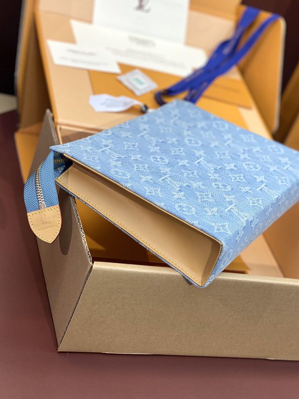 ルイヴィトン アウトレット 店舗 LOUIS VUITTON モノグラム デニム ポシェット トワレット26 lv301800 超N品 ヴィトン デニム バッグ 新作 - 画像 (4)