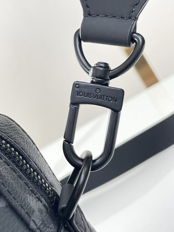 ルイヴィトン アウトレット 店舗 LOUIS VUITTON モノグラム スティーマー・メッセンジャー M45585 ルイヴィトン バッグ メンズ人気 - 画像 (4)