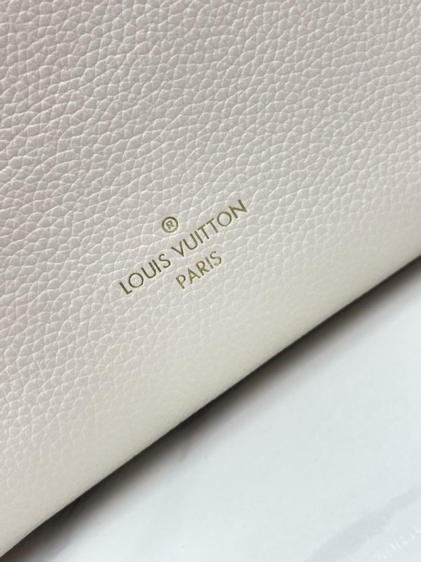 ルイヴィトン アウトレット 店舗 LOUIS VUITTON サイドトランク PM M23915 本革 ルイヴィトン 斜めがけレディース - 画像 (5)