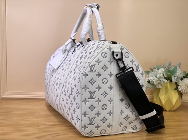 ルイヴィトン アウトレット 店舗 LOUIS VUITTON キーポル･バンドリエール 50 ブロン モノグラム･シャドウ M24954 キーポル50 メンズ - 画像 (9)