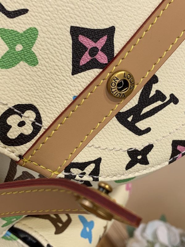 ルイヴィトン アウトレット 店舗 LOUIS VUITTON クリストファー MM モノグラム･クラギー バックパック M25240 ヴィトン リュック 新作 - 画像 (6)