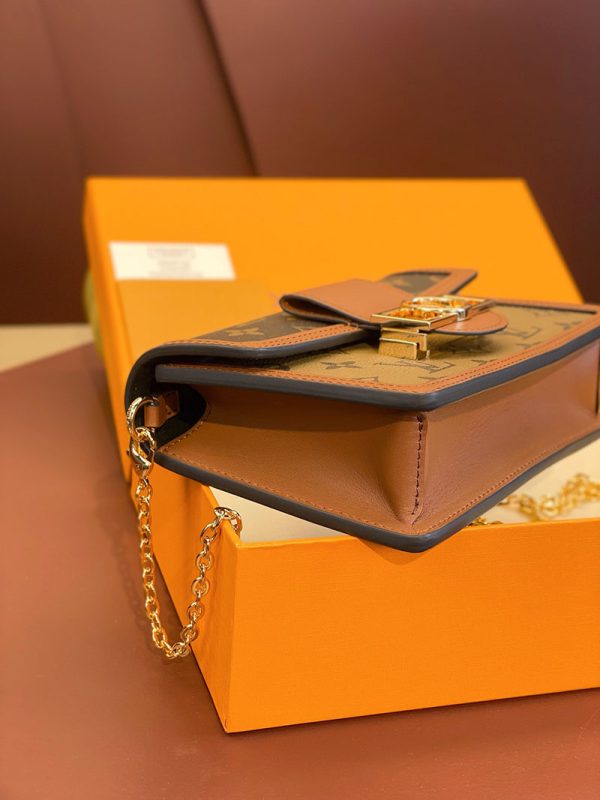 ルイヴィトン アウトレット 店舗 LOUIS VUITTON ポルトフォイユ･ドーフィーヌ M68746 ルイヴィトン ミニバッグ 安い - 画像 (8)