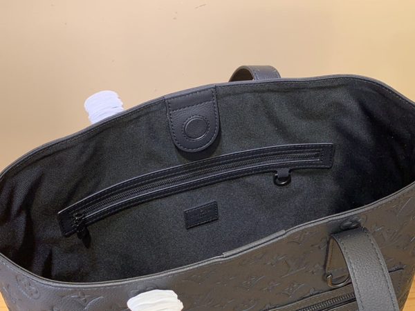 ルイヴィトン アウトレット 店舗 LOUIS VUITTON エクスカーション･トート M24777 ルイヴィトン トートバッグ メンズ - 画像 (3)