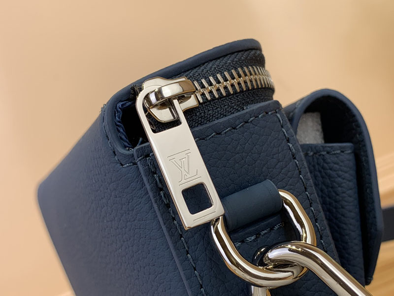 ルイヴィトン アウトレット 店舗 LOUIS VUITTON パイロット・ウェアラブル ウォレット lv301865 ルイヴィトン メンズ バッグ 安い - 画像 (5)