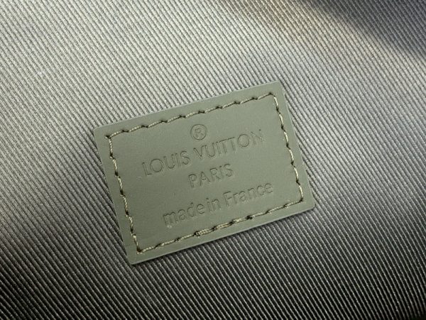 ルイヴィトン アウトレット 店舗 LOUIS VUITTON パイロット･ウェアラブル ウォレット lv301866 ルイヴィトン メンズ バッグ ランキング - 画像 (2)