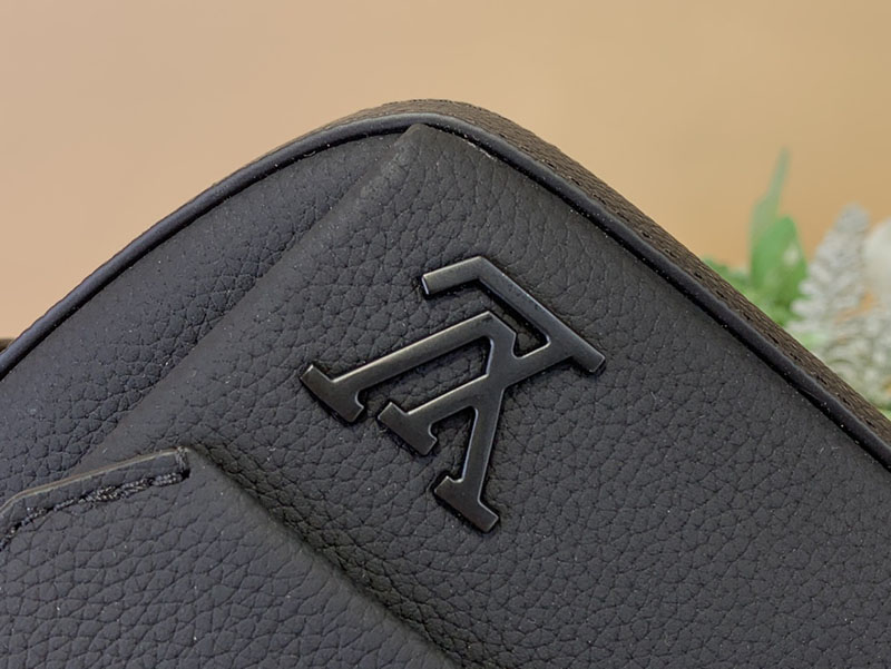 ルイヴィトン アウトレット 店舗 LOUIS VUITTON パイロット・ウェアラブル ウォレット M83563 メンズバッグ 流行り - 画像 (6)