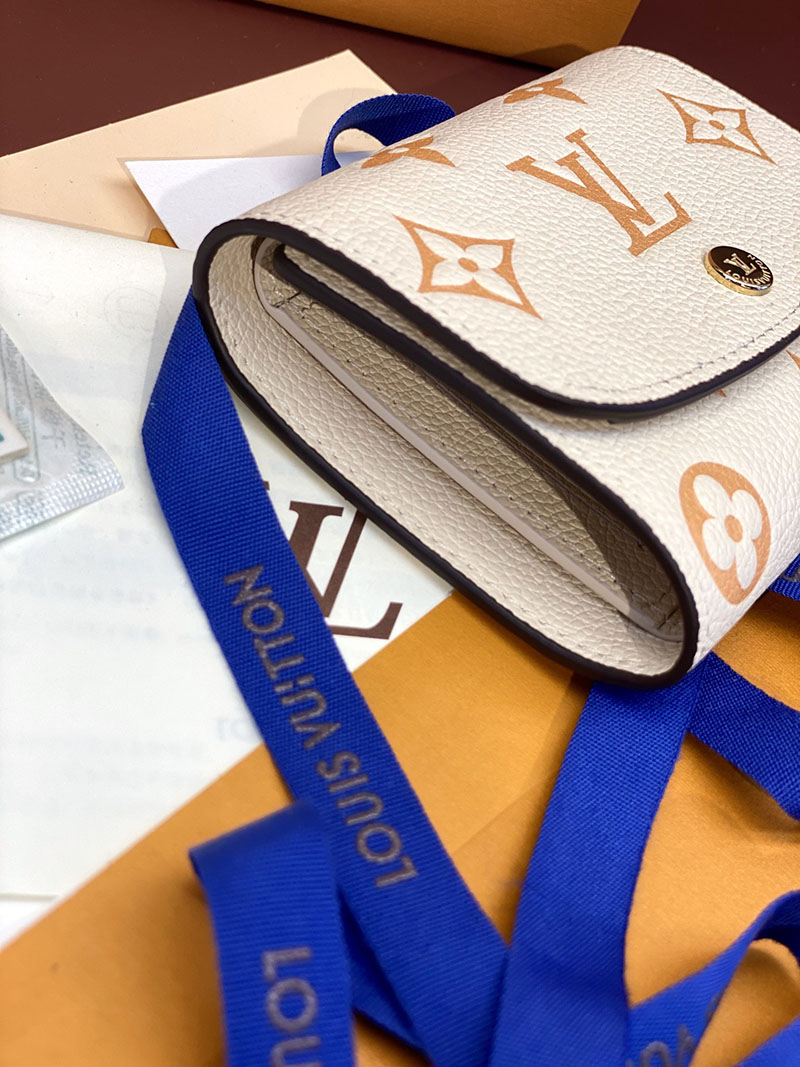 ルイヴィトン アウトレット 店舗 LOUIS VUITTON マヒナ ポルトフォイユイリスXS lv301880 ルイヴィトン 財布 二つ折り - 画像 (3)