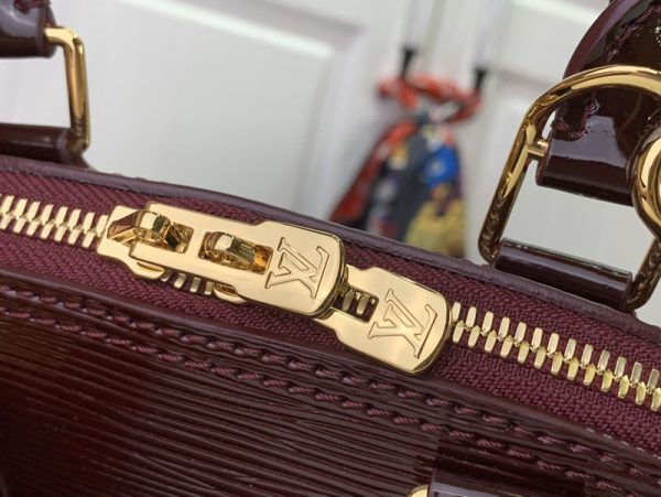 ルイヴィトン アウトレット 店舗 LOUIS VUITTON アルマ BB エピ　エレガントベージュ lv301889 ルイヴィトン エピ バッグ 人気 - 画像 (4)