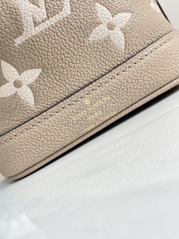 ルイヴィトン アウトレット 店舗 LOUIS VUITTON ナノ・ノエ 2way M46291 トゥルトレールクレーム バイカラーモノグラム・アンプラント - 画像 (2)