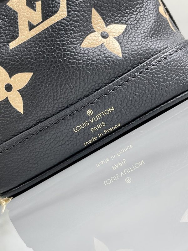 ルイヴィトン アウトレット 店舗 LOUIS VUITTON ナノ・ノエ 2way ブラック ベージュ lv301897 ナノノエ 芸能人 - 画像 (2)