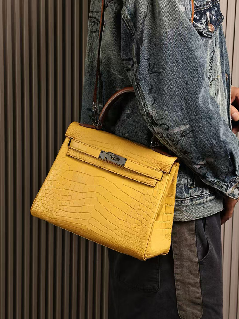 エルメスコピー HERMES ケリー28 内縫い ジョーヌナプル/ゴールド クロコダイル アリゲーターマット/バレニア シルバー金具 2524009 - 画像 (4)