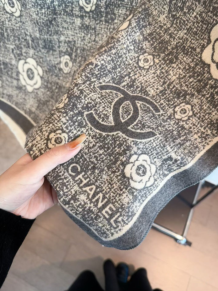 最高級シャネルスーパーコピー CHANEL マフラー レディース 大判 ストール フリンジ ココマーク CCマーク cc25103010 シャネル マフラー レディース - 画像 (4)