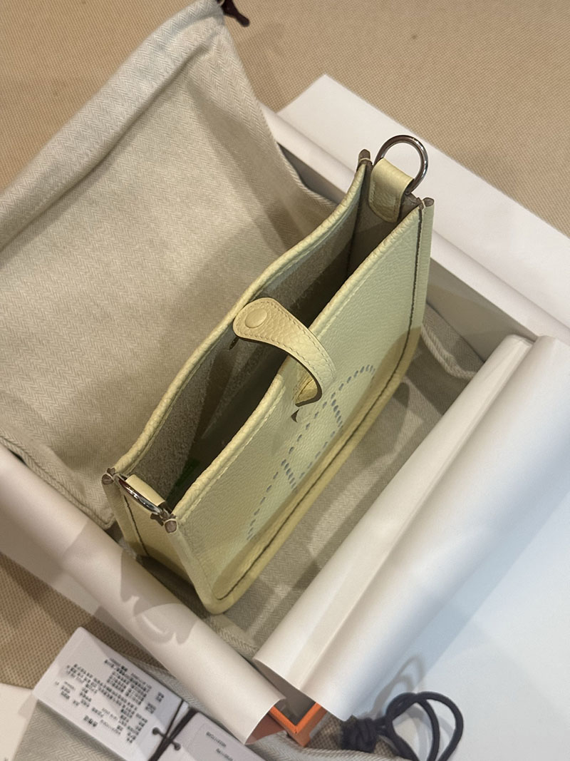エルメスコピー HERMES エヴリン 16 TPM ジョーヌミルトン トリヨンクレマンス シルバー金具 2524019 - 画像 (9)
