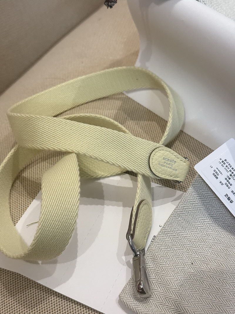 エルメスコピー HERMES エヴリン 16 TPM ジョーヌミルトン トリヨンクレマンス シルバー金具 2524019 - 画像 (8)